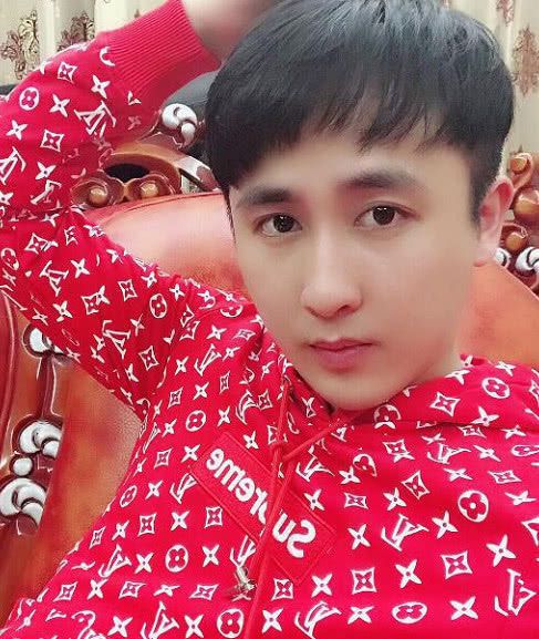 快手最励志4网红散打哥曾是工厂工人,祁天道曾是yy四线网红