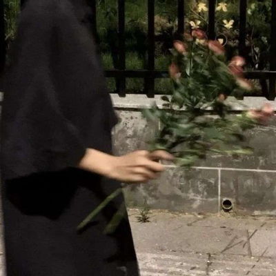 ins男头是不是把所有委屈都咽男生头像我要个性网