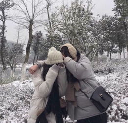 ins.超火.闺蜜头像一样的发型和服装,我只愿和你撞衫
