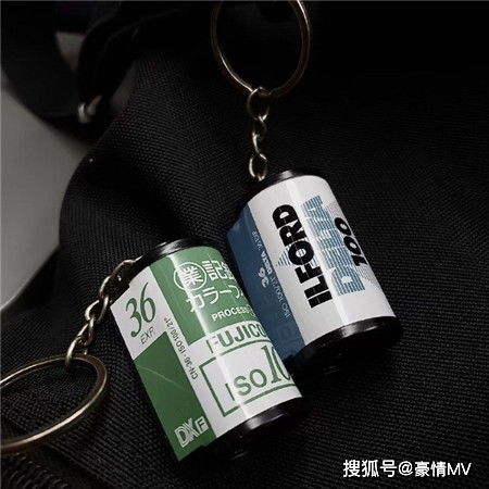 ins黑白风格的背景图高级感静物图片