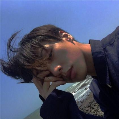 qq非主流头像男生伤感,最痛的距离就是在我心中