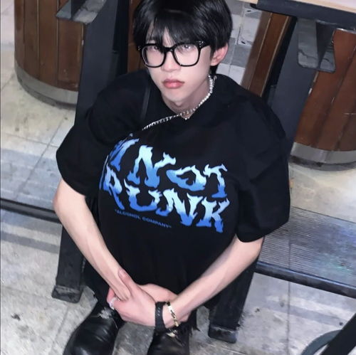 ins个性超酷文艺范真人男生头像