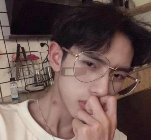 男生这3个手机软件不能动,qq不算啥,第3个动了就翻脸