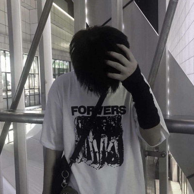 吸引女人的微信头像男