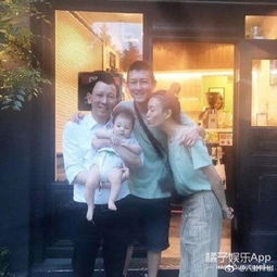 晒女儿长睫毛当众搂老婆.陈冠希现在的日常就是晒娃秀恩爱