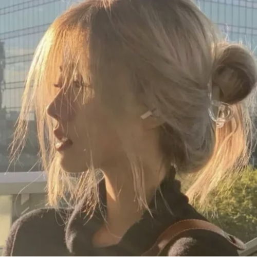 ins风女生头像大爷