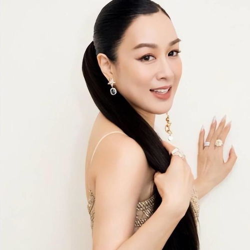 中年女人容易踩雷的发型,不是显老就是扮嫩,颜值再高都没用