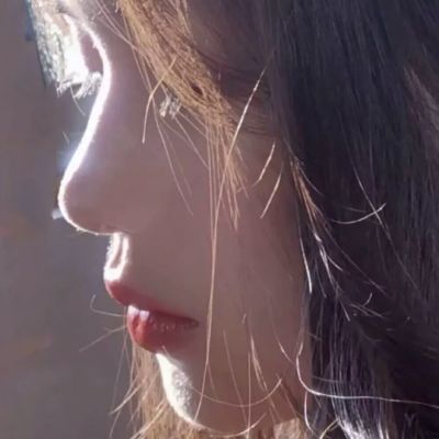 ins不露脸女生头像