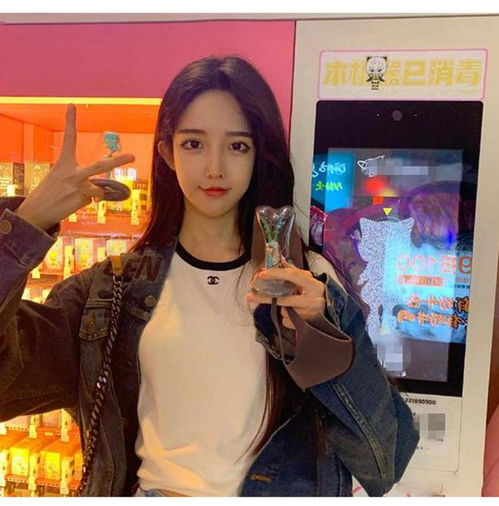 网红艾比变性成功每个人的选择和看法不同,但是人性都值得尊重