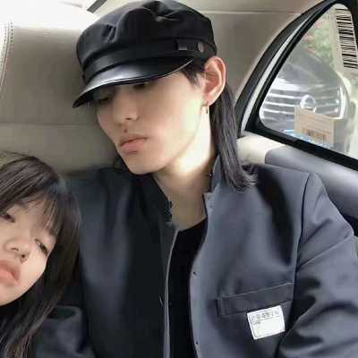 最近快手很火的情人头像
