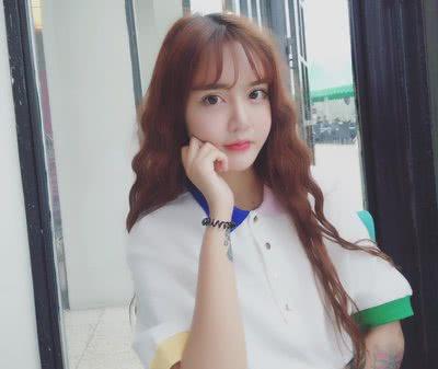 韩安冉为胎中女儿买豪车,价格曝光后网友沸腾,比王乐乐座驾还贵