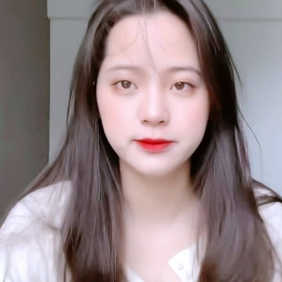 余清欢ins森系甜美多人闺蜜团头.要努力成为你的全世界.