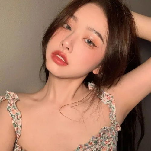ins女生头像有人偷偷相爱有人独自看海