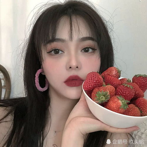 甜而不腻的爱情,通常会有这3种特征,全中的红本本等你