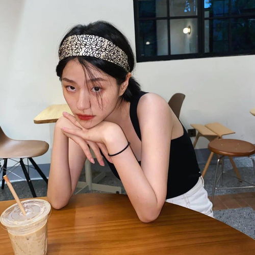女生头像ins高级质感图片街拍