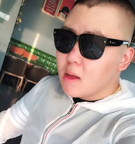 快手局势大变又一网红被永久封杀,祁天道他是二驴的替死鬼