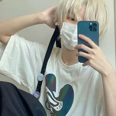头像男ins高级质感搞怪ins