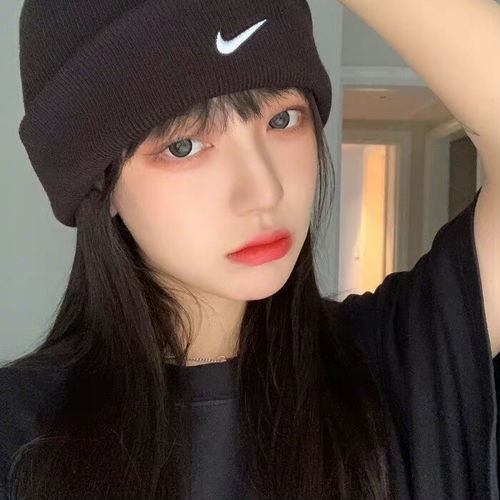 ins笑的超甜招桃花女孩头像