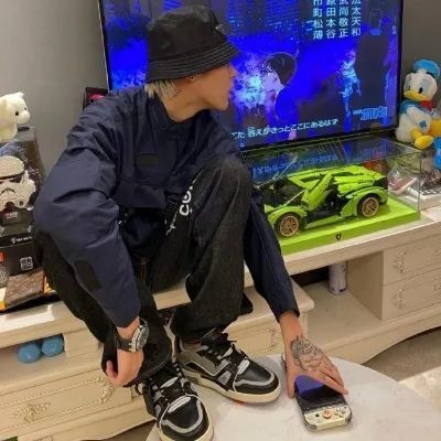 ins头像即使现在生活的地方不是自己喜欢的