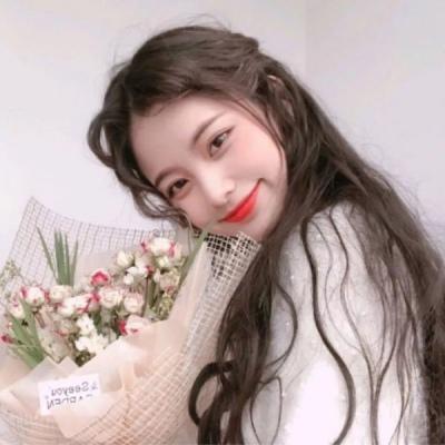 女生头像ins高级感花小钱