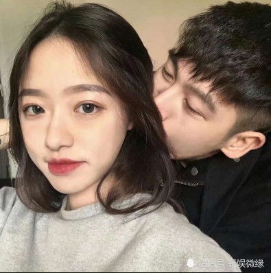 判断一个人是否偷偷暗恋你,看着3个地方一目了然,准到发慌