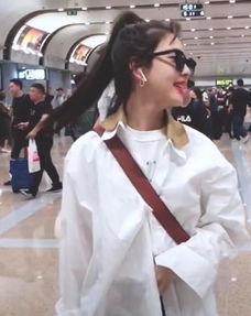 街拍抖音达人章若楠全网最美女孩,网友终于出来了