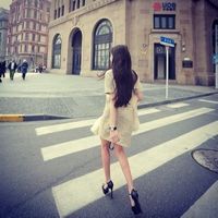 美丽的背影女神头像什么也没忘,但是有些事只适合收藏