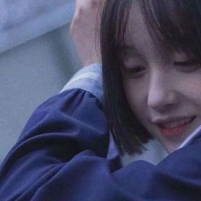 ins超火的安静女生头像