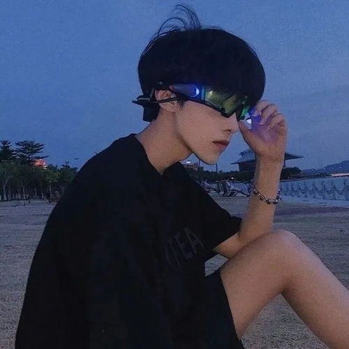 第三十三个故事你是否也在他看不到的地方深爱着他