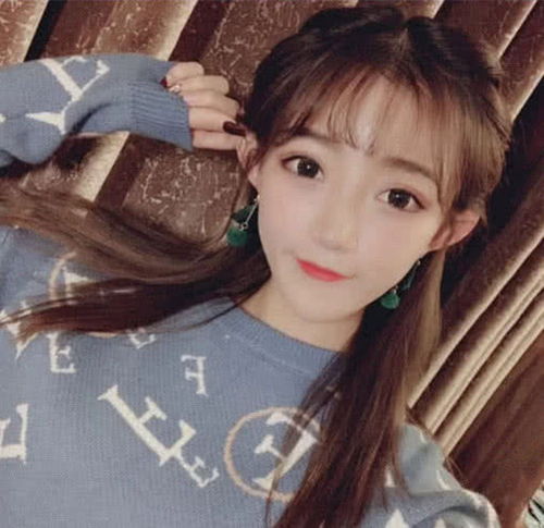 快手亲闺女上线,一夜涨粉数百万,小伊伊都要慌了