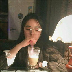 qq空间气质清纯美女头像2018你敷衍的借口总是那么多