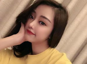 快手女主播被逼卸妆,看到素颜的模样后,网友我不认识了