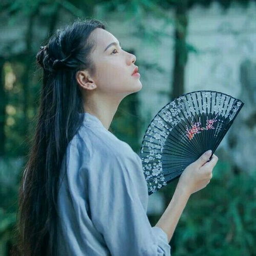 女生头像侧脸清新脱俗