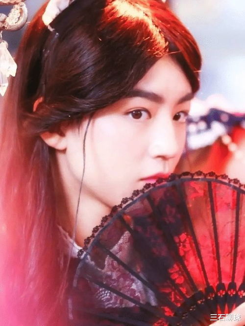 当男星遇上女装,躲过了tfboys,逃过了范丞丞,却被丁程鑫迷倒tfboys王源丁程鑫范丞丞易烊千玺女装网易订阅