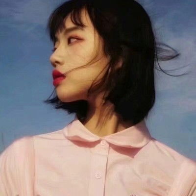 ins朦胧感女生头像