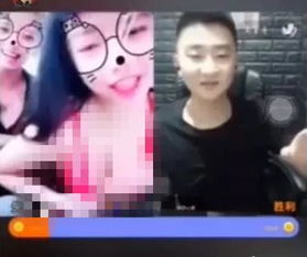 快手女直播直播pk,女主受惩罚掀起自己衣服,竟让网友看到