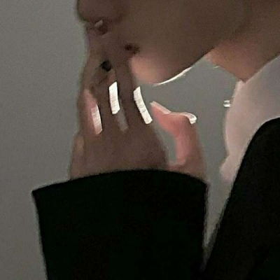 高清好看的头像男生霸气冷酷侧脸图片