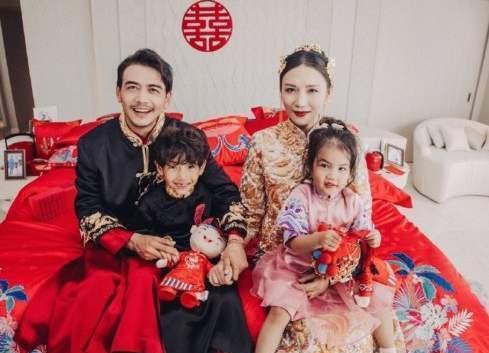 何雯娜带女儿举行婚礼携儿女举行婚礼的明星夫妻哪对最幸福