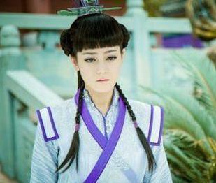 这类女星颜值再高也被齐刘海坑了,只有此萝莉,美成经典