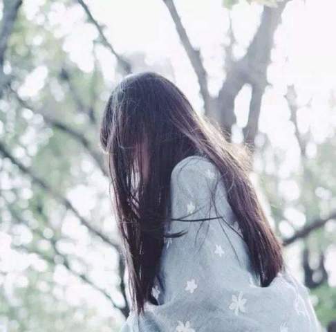 网易云热评爱情原本就是不公平,你喜欢的那个人不一定喜欢你