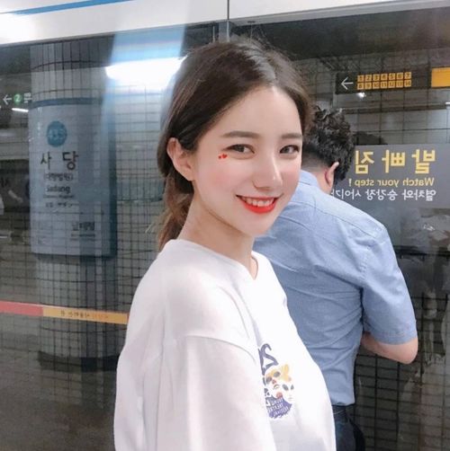 女生qq头像小清新闺蜜