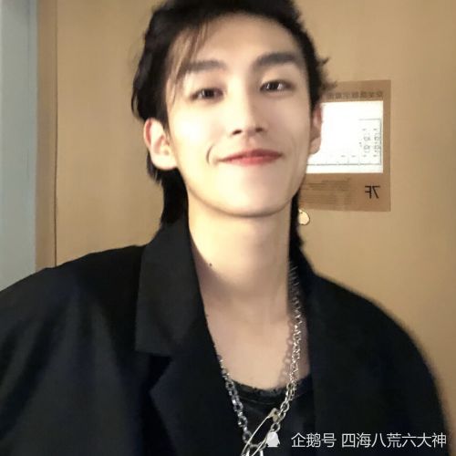 听完暖暖这首歌,再去看评论,才发现了爱情最美的样子
