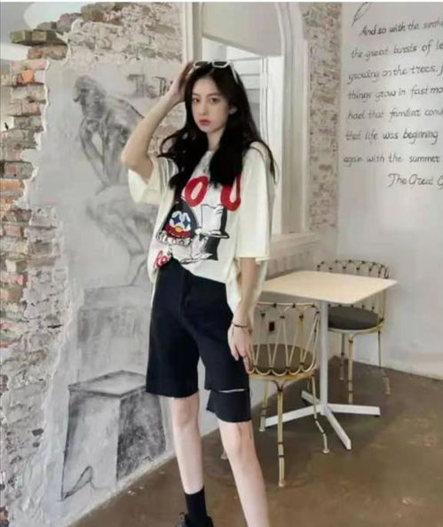 女人穿什么衣服显得有女人味