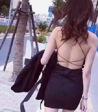 抖音背影女神火了,后背仅几根线条,网友看了想冲动一回