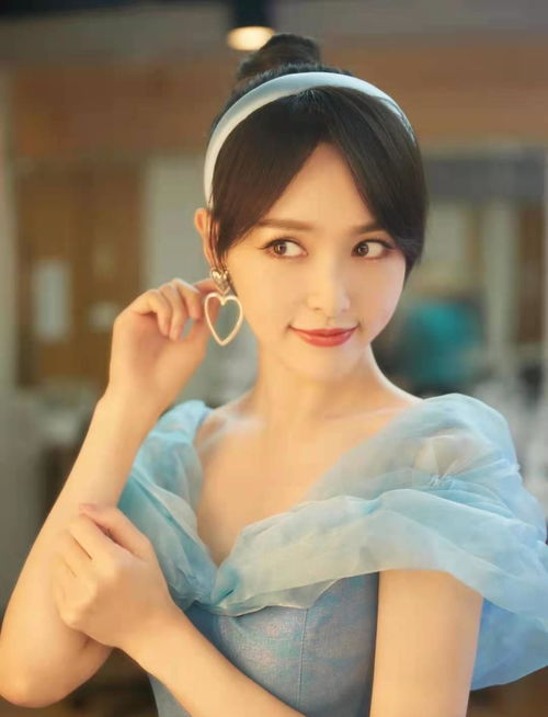 毛晓彤cos米妮甜美可爱,那些年女星模仿过的迪士尼公主你pick谁