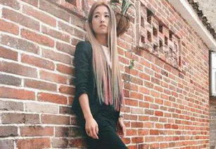 快手新4大电母二驴女徒弟上榜,3人有土豪守护,她却当大姐大