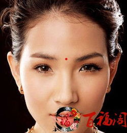 上面长痣来财快,下面有痣招小人,不信你看