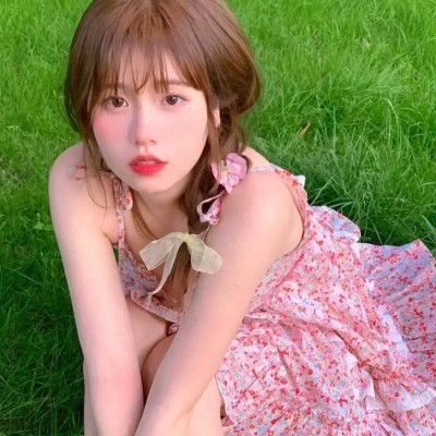 女生头像ins高级质感可爱比基尼