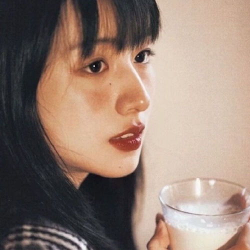 优质精选小众温柔甜美女生头像94