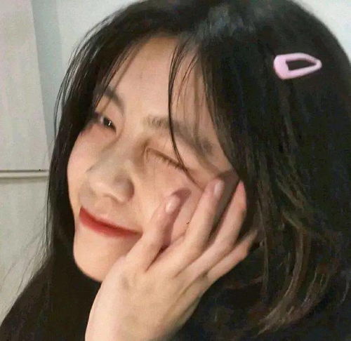 清纯动人的女生头像